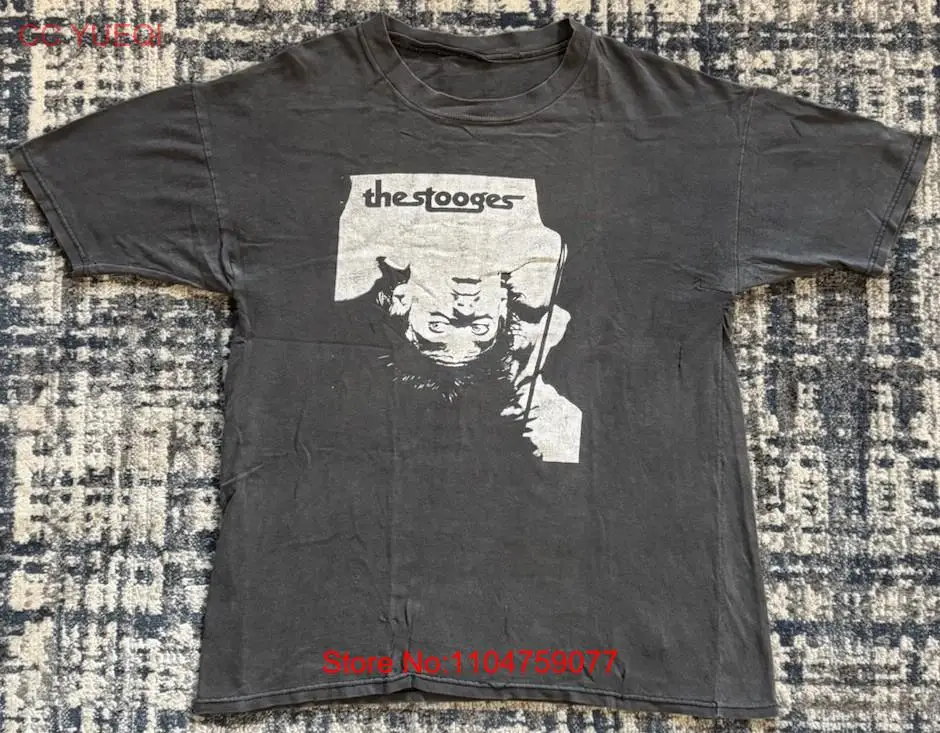 Винтажная футболка 90-х годов  – обзор и цена Band Tee Faded 90S